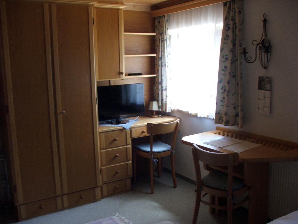 Haus Vasul Hotel Sankt Anton am Arlberg Room photo