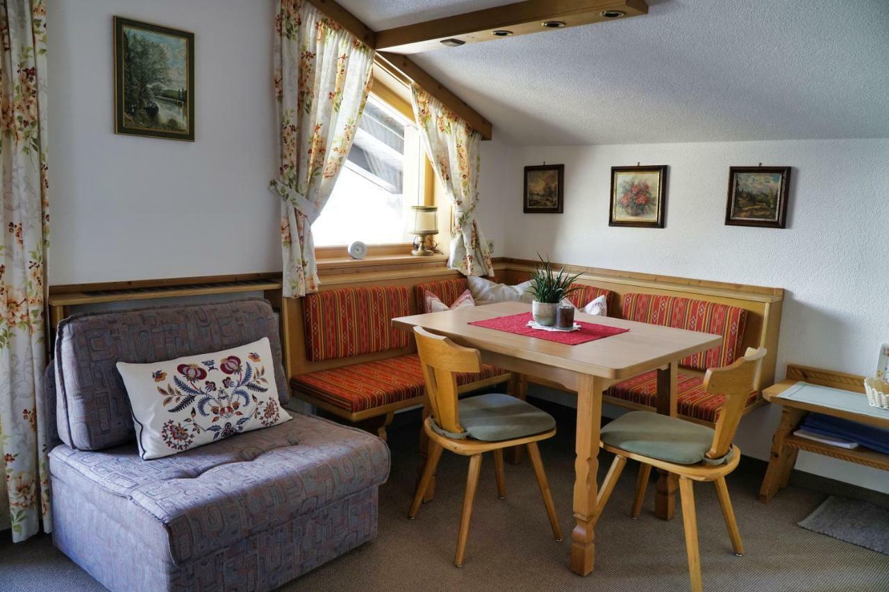 Haus Vasul Hotel Sankt Anton am Arlberg Exterior photo